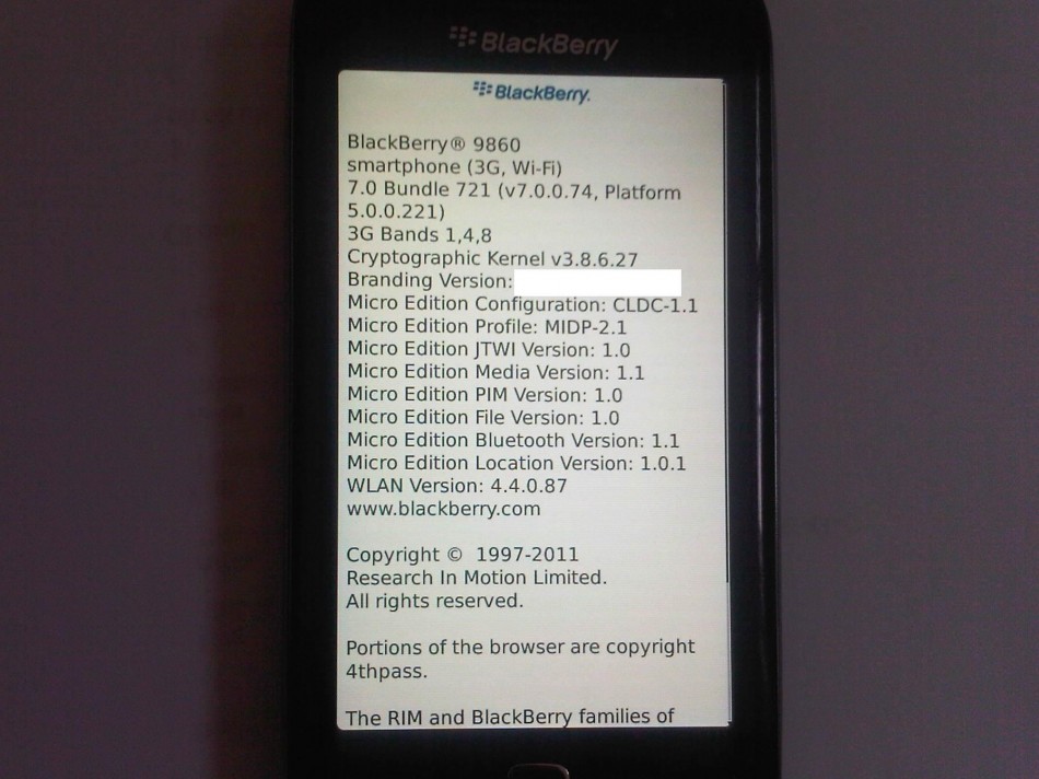 blackberry-touch-9680-1