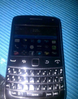 blackberry-bold-9790-2