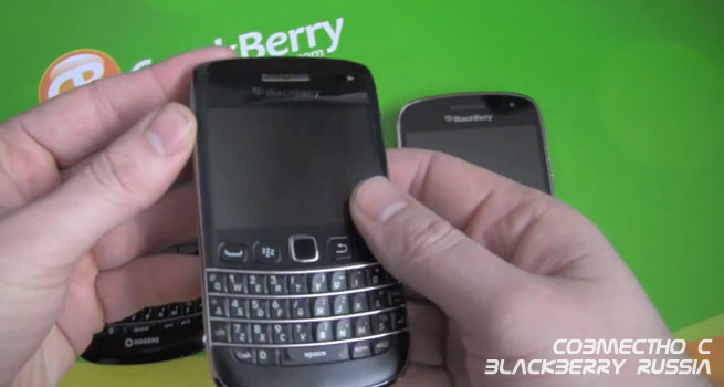 Распаковка BlackBerry 9790 Bold