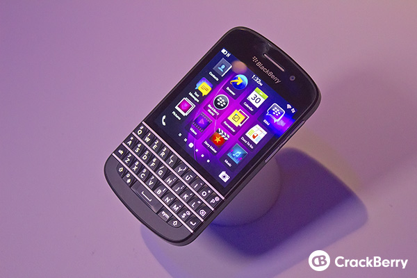 BlackBerry Q10 фото
