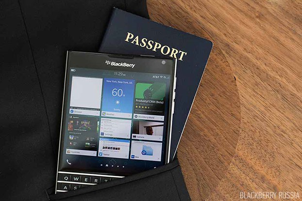 blackberry passport в кармане
