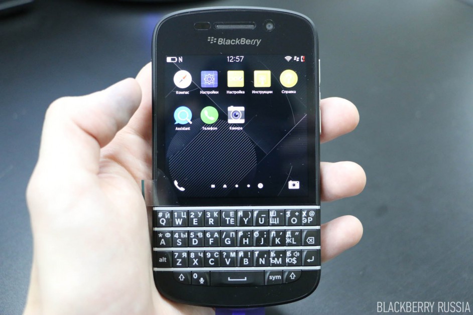 blackberry q10 фото обзор