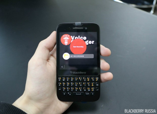 blackberry q5 фото обзор