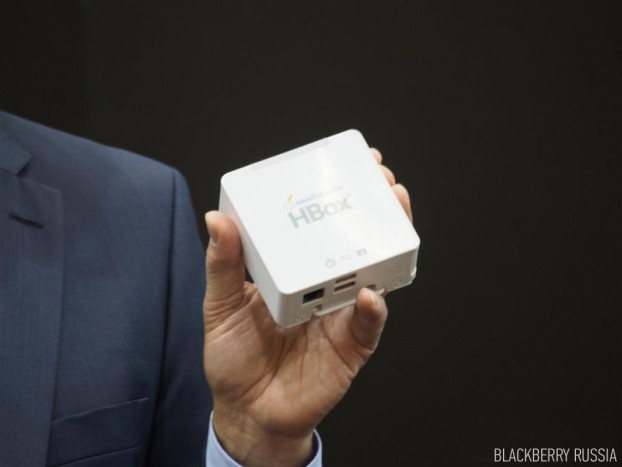 BlackBerry на CES 2015 представила медицинский трекер HBox